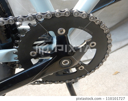 bicycle chain 110101727