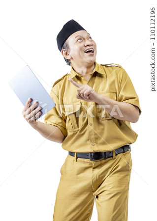 Pegawai Negeri Sipil (PNS) Pegawai Negeri Sipil (PNS) 110112196
