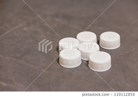 tabletop plastic bottle cap tabletop plastic bottle cap 110112858