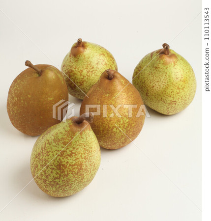 five pears five pears 110113543