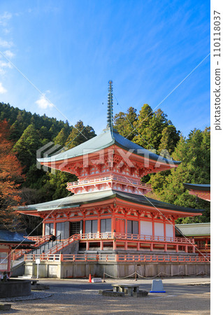 World Heritage Site Head Temple of the Tendai Sect, East Tower of Mt. Hiei Enryakuji Temple Hokke Sojiin East Tower World Heritage Site Head Temple of the Tendai Sect, East Tower of Mt. Hiei Enryakuji Temple Hokke Sojiin East Tower 110118037