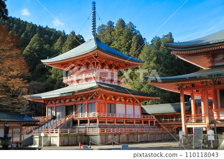 World Heritage Site Head Temple of the Tendai Sect, East Tower of Mt. Hiei Enryakuji Temple Hokke Sojiin East Tower World Heritage Site Head Temple of the Tendai Sect, East Tower of Mt. Hiei Enryakuji Temple Hokke Sojiin East Tower 110118043