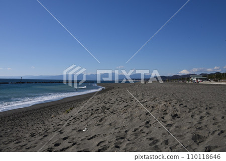 Scenery of Shonan Hiratsuka coast Scenery of Shonan Hiratsuka coast 110118646