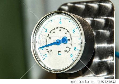 Closeup manometer Pressure measurement analysis Pressure is measured in units of force per unit of surface Closeup manometer Pressure measurement analysis Pressure is measured in units of force per unit of surface 110121658