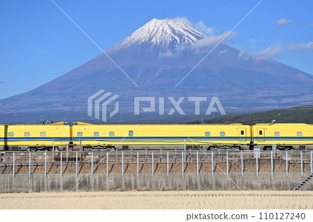 東海道新幹線 三島新富士 JR 西日本 923 型 3000 系列 T5 編組（博多） 923-3004 110127240