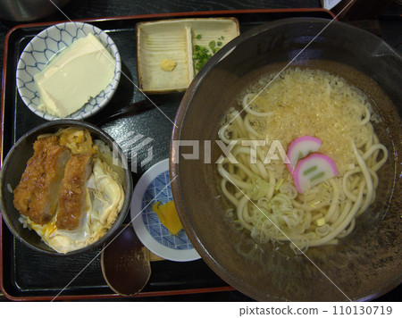 Kasuga cutlet bowl set Awano, Kokonoe-cho, Kusu-gun, Oita Prefecture 110130719