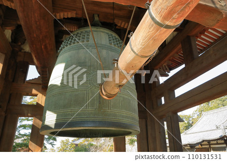 Nara, Kegon sect head temple Todaiji, national treasure, bell tower 110131531