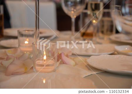 candles placed on the table 110132334