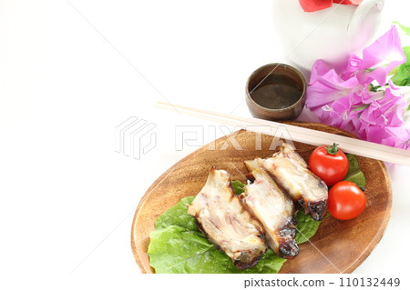 烤豬腳櫻桃番茄 烤豬腳櫻桃番茄 110132449