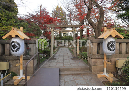 Shoin Shrine, Yoshida Shoin and other martyrs graves, Setagaya Ward, Tokyo Shoin Shrine, Yoshida Shoin and other martyrs graves, Setagaya Ward, Tokyo 110134599