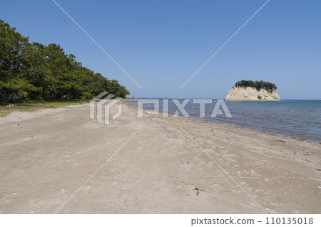 Mitsuke Island May 2023 110135018