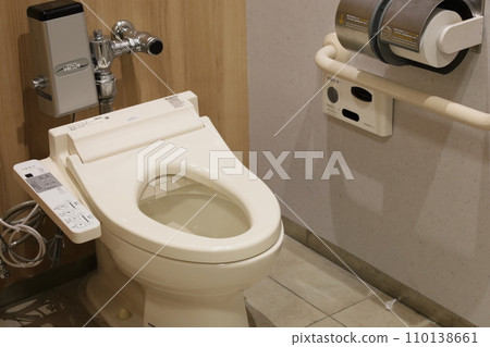 日本公共廁所③ 110138661