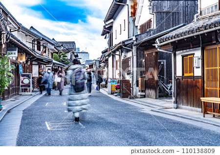 【重要傳統建築群保存地區】倉敷美觀地區 - 初冬的大街風景6 - 岡山縣倉敷市 110138809