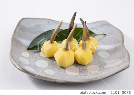 煮鯔魚(白色背景) 煮鯔魚(白色背景) 110140078