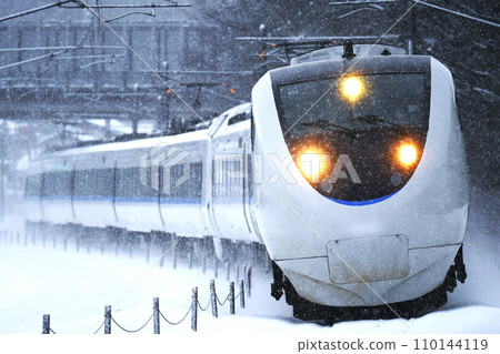 681 series limited express "Thunderbird" Hokuriku Main Line, Hosorogi - Awara Onsen 110144119