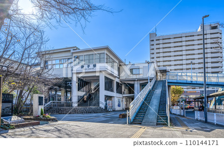 橫濱市磯子區的城市景觀、磯站 110144171