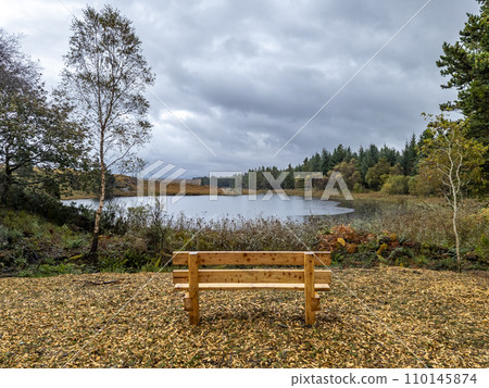 View of the beautiful Lake Namanlagh close to Bonny Glen in County Donegal - Ireland. 110145874