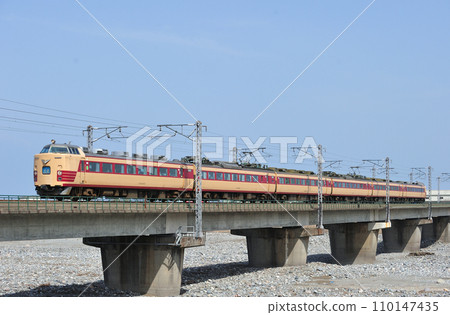 北陸本線 糸魚川青海 JR東日本 485系 T18編組（新潟） 北越 110147435