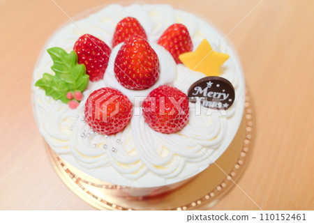 Strawberry whole cake (Merry Christmas) Strawberry whole cake (Merry Christmas) 110152461