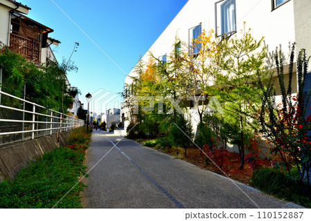 Scenery of reloading commercial facilities in a newly developed area between Shimokitazawa Station and Tohokuzawa Station 110152887