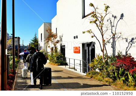 Scenery of reloading commercial facilities in a newly developed area between Shimokitazawa Station and Tohokuzawa Station 110152950