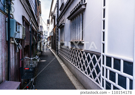 【重要傳統建築群保存地區】岡山縣倉敷市白牆海鼠牆巷倉敷河畔 110154178