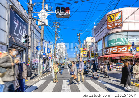Urban landscape of Ofuna, Kamakura City, Ofuna Station, Ofuna Shoeikai 110154567
