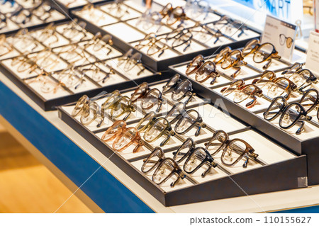 Optician store image Optician store image 110155627