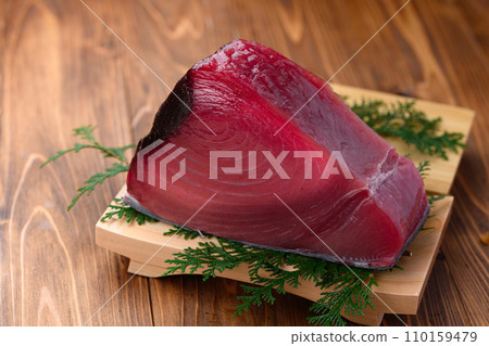 Nanki Katsuura Port Bigeye Tuna Block 110159479