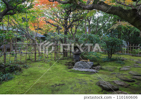 Shofuen in autumn 110160606