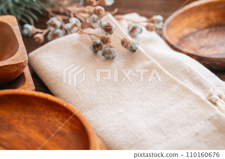 kitchen utensils image 110160676