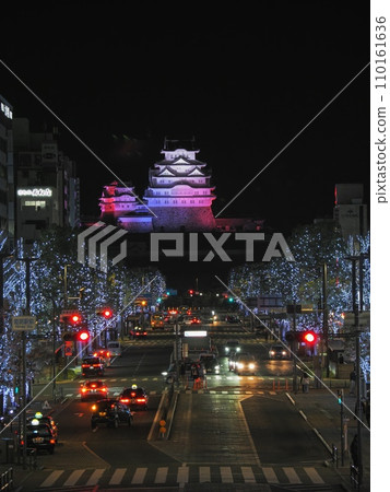 Night view of National Treasure Himeji Castle and illumination of Otemae Street Night view of National Treasure Himeji Castle and illumination of Otemae Street 110161636