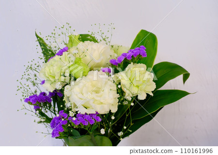 生活在花瓶裡的一朵花 生活在花瓶裡的一朵花 110161996