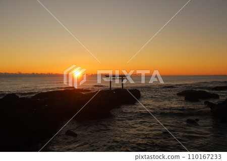 晨光和鳥居 110167233