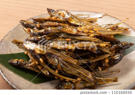 Tazukuri（金芝麻）Osetsu 料理 110168930