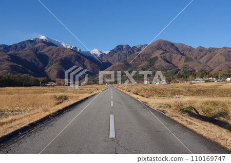 Kai Komagatake from Buruga street Hokutoi Yamanashi prefecture 110169747
