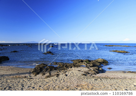 從三浦半島看到的富士山 110169786