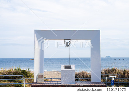 A place where you can see the ocean from the Bell of Happiness at Cape Irago in Tahara City (Aichi Prefecture) A place where you can see the ocean from the Bell of Happiness at Cape Irago in Tahara City (Aichi Prefecture) 110171975