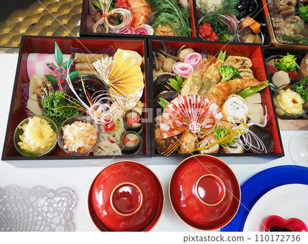 2024年，老婆做的家常菜，年夜飯，家人團聚，回家，日本傳統，幸福的家庭 110172736