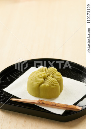 Japanese confectionery image 110173109