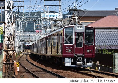 阪急寶塚線 8000 系列 石橋半台前出發 110173506