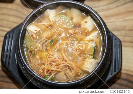 doenjang stew. bean paste stew doenjang stew. bean paste stew 110182145