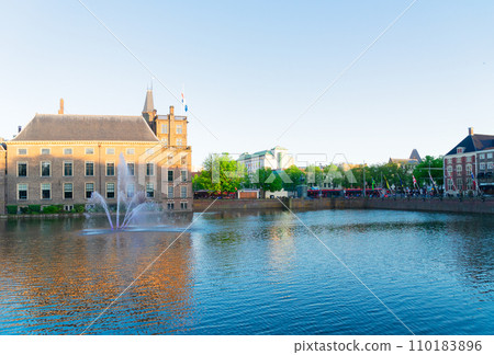 Binnenhof - Dutch Parliament, Holland Binnenhof - Dutch Parliament, Holland 110183896