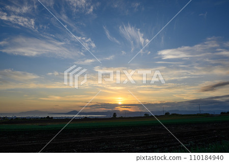 夕陽照耀在莫多基山上 110184940