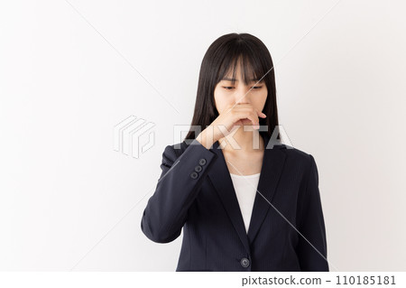 Rhinitis business woman negative image Rhinitis business woman negative image 110185181