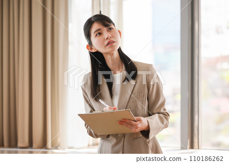 Maintenance staff Maintenance staff 110186262