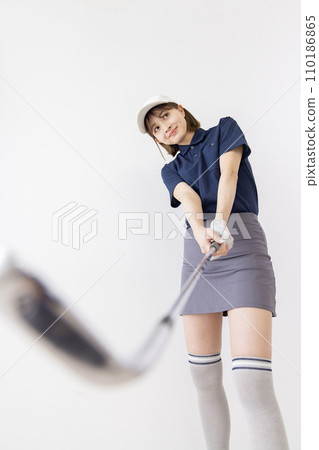 golf woman 110186865