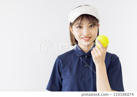 tennis woman tennis woman 110186874
