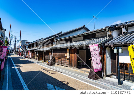 [重要傳統建築群保存地區] 城東街道保存地區 春出雲街道、光造如法故居 2 岡山縣津山市 110187771