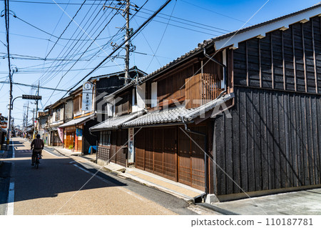 【傳統建築群重要保護區】城東：出雲街道與中之町2號景觀，岡山縣津山市 110187781